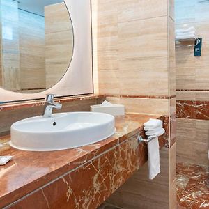Premium King Room Accessible